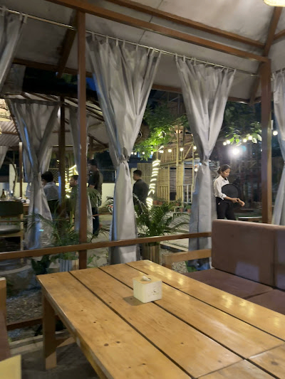 Jacaranda Tree Garden image 2