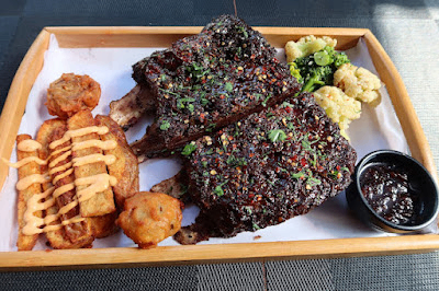 7 Iron Cafe and Bistro image 3