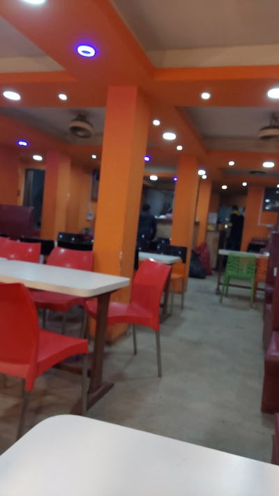 Dharahara tapari MOMO image 4