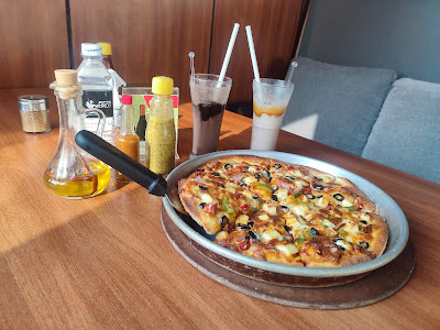 Pizza World Kumaripati image 4