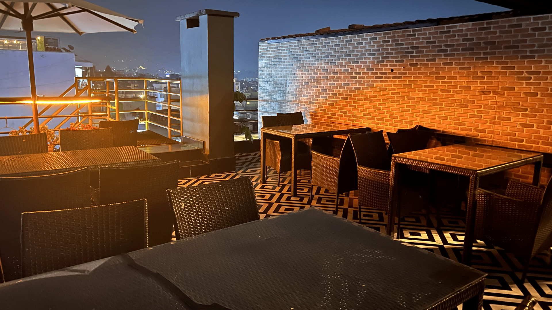 Kimchee Korean Restaurant/Karaoke image 2