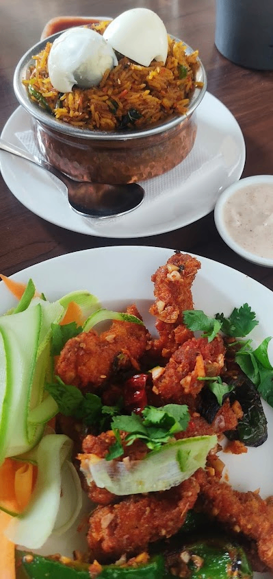 Lasoon Saloon Restaurant& Bar image 5