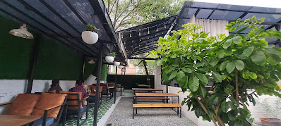 7 Iron Cafe and Bistro image 1