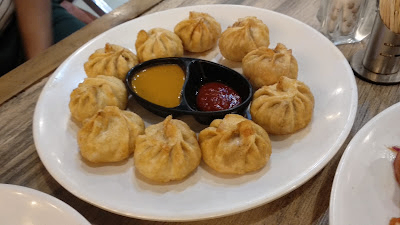 The Burger House & Crunchy Fried Chicken Airport Gate image 3