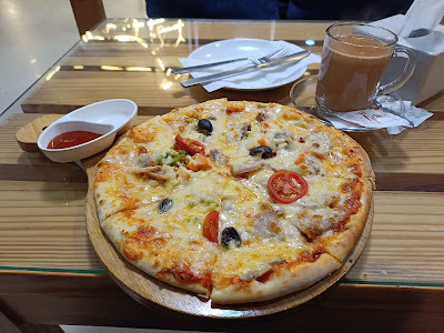 Koila Multi Cuisine Restaurant image 4