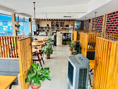 Food Bowl Cafe & Restaurant image 1