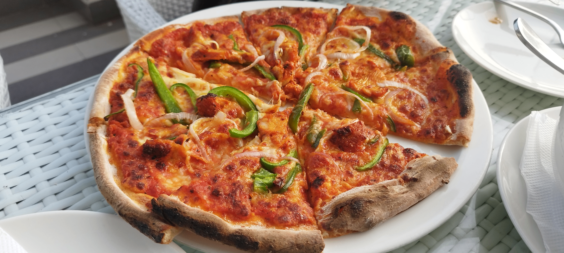 Aema-K Restaurant hotpot chinese continental image 5