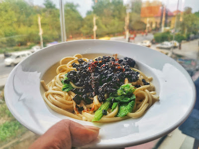 Airport Chicken Station image 5