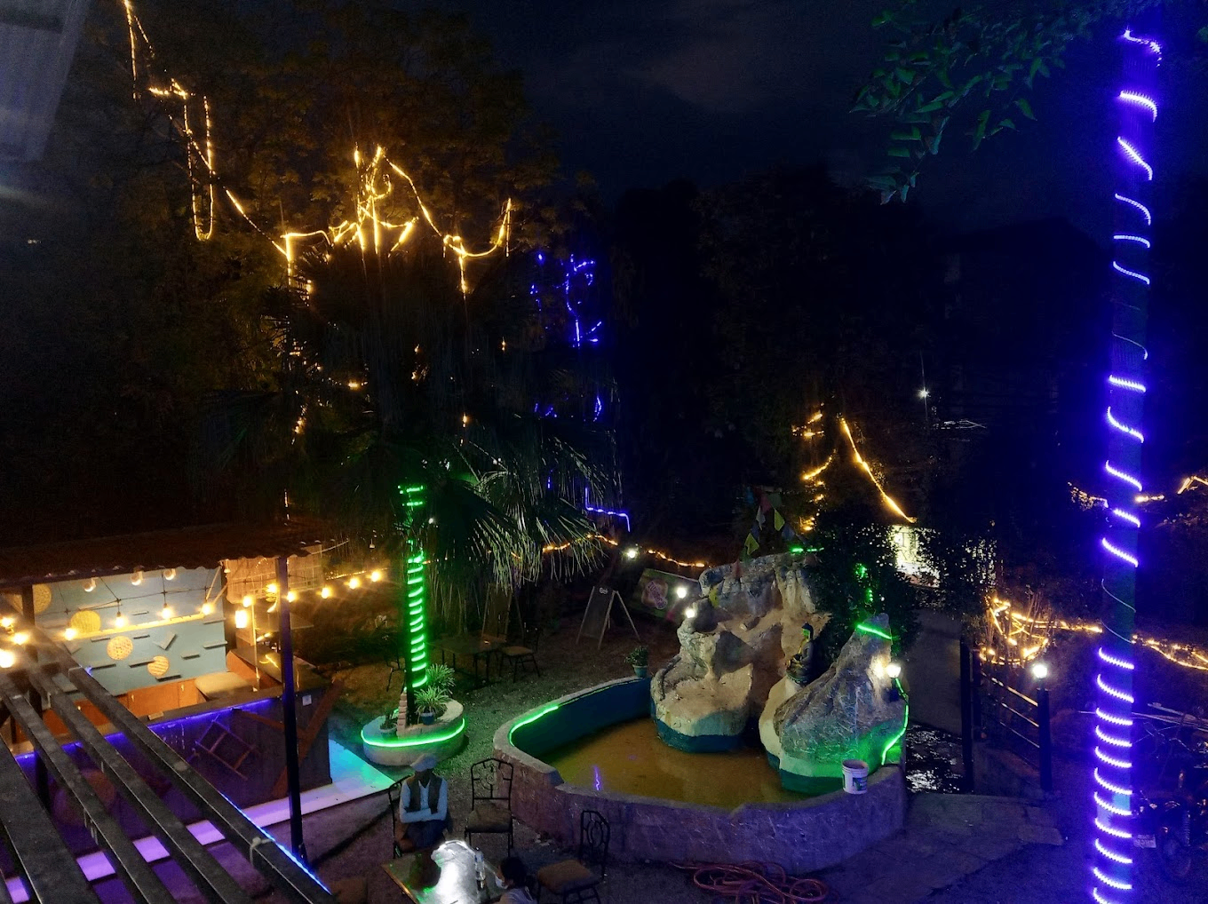 Barghar THARU restaurant Tusal image 2