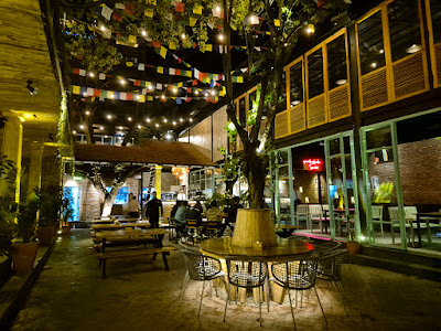 Busy Bee cafe Ktm image 1