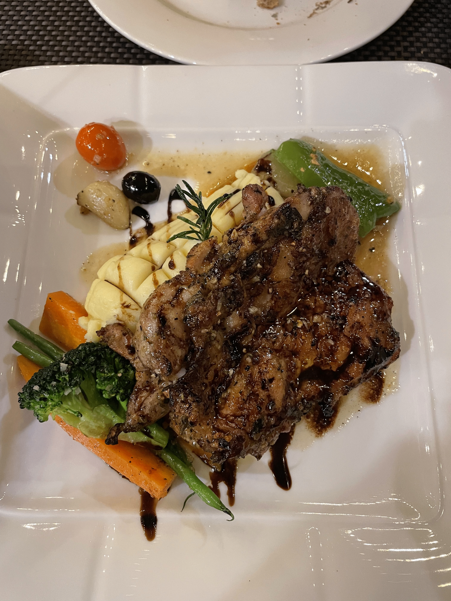 Vinoliva Restaurant & Bar image 4