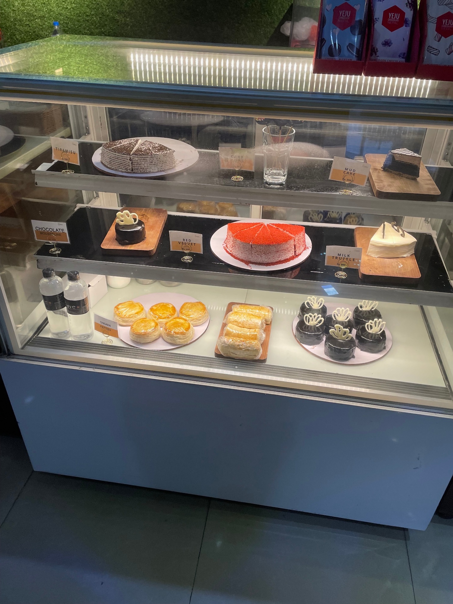 Crave Bakery & Cafe image 3