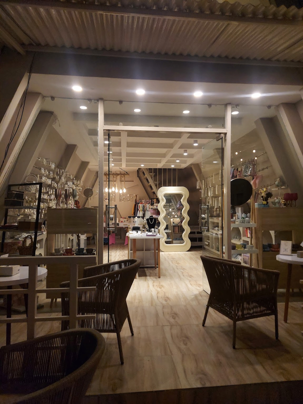 Unwind by Pinches image 4