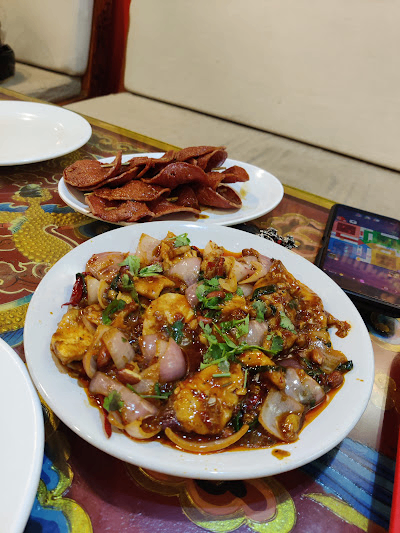 S. Chinese Kitchen image 5