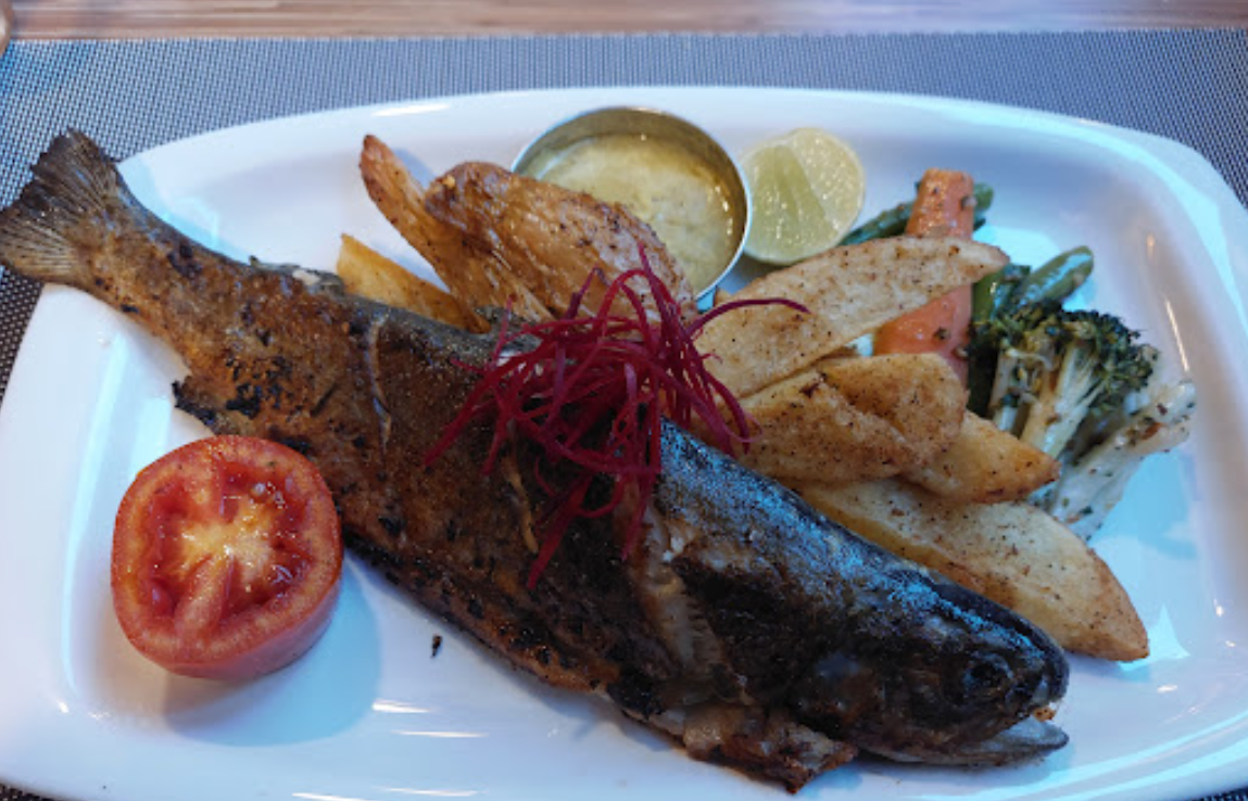 Avocado Cafe Thamel image 5