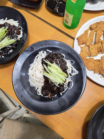 Chhingu Restaurant & Mart image 4