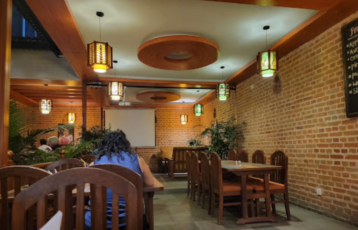 Avocado Cafe Thamel image 2