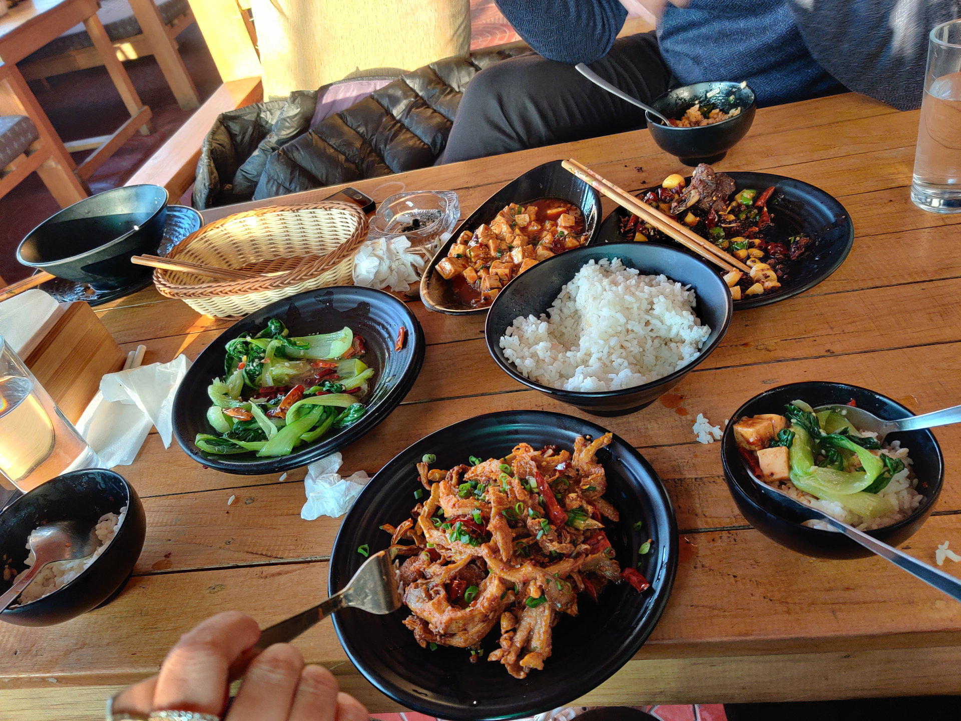 Szechuan Delights and Bar image 4