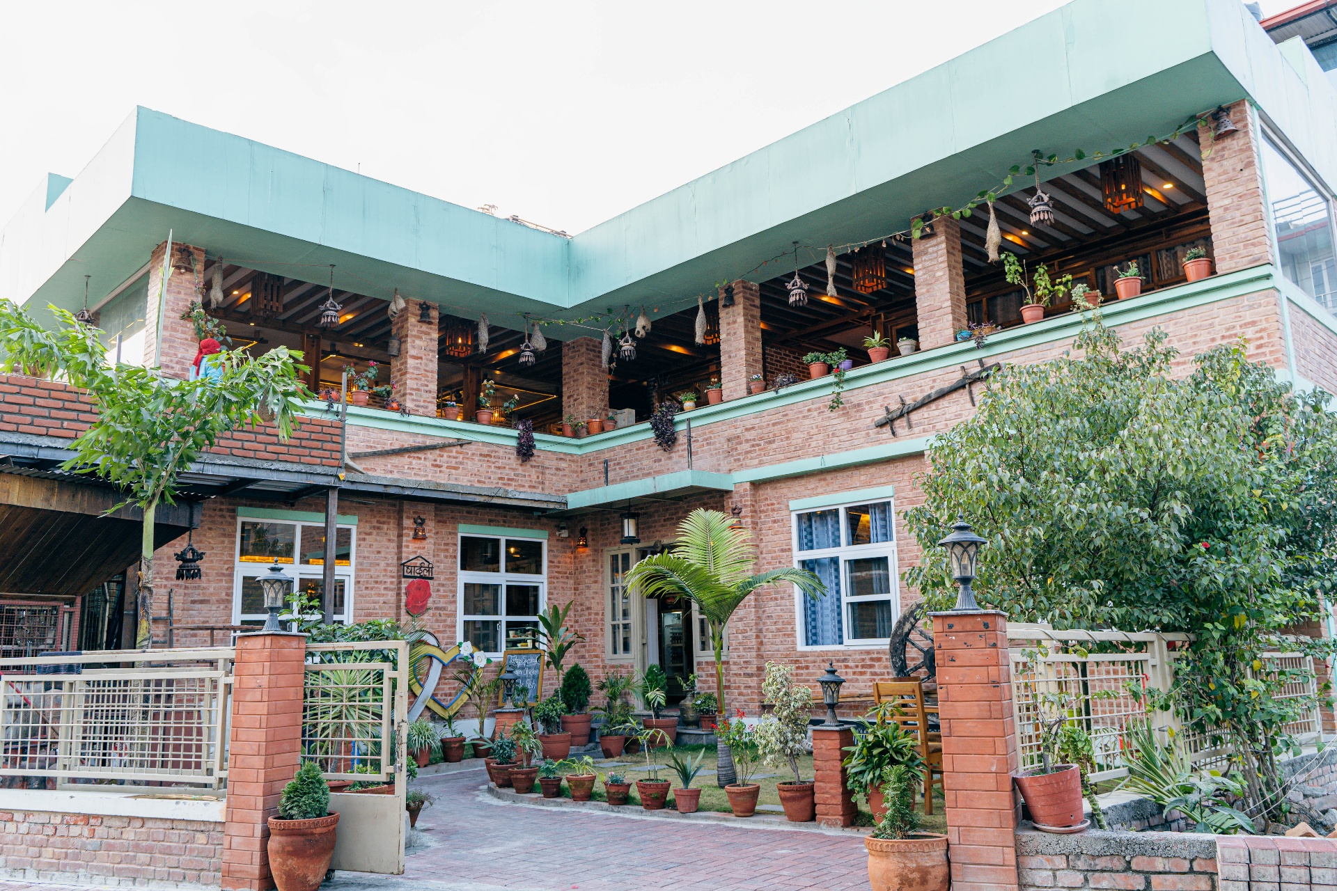 Bardali Restro & Meetings image 2