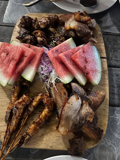 Embassy Restaurant & Bar image 4